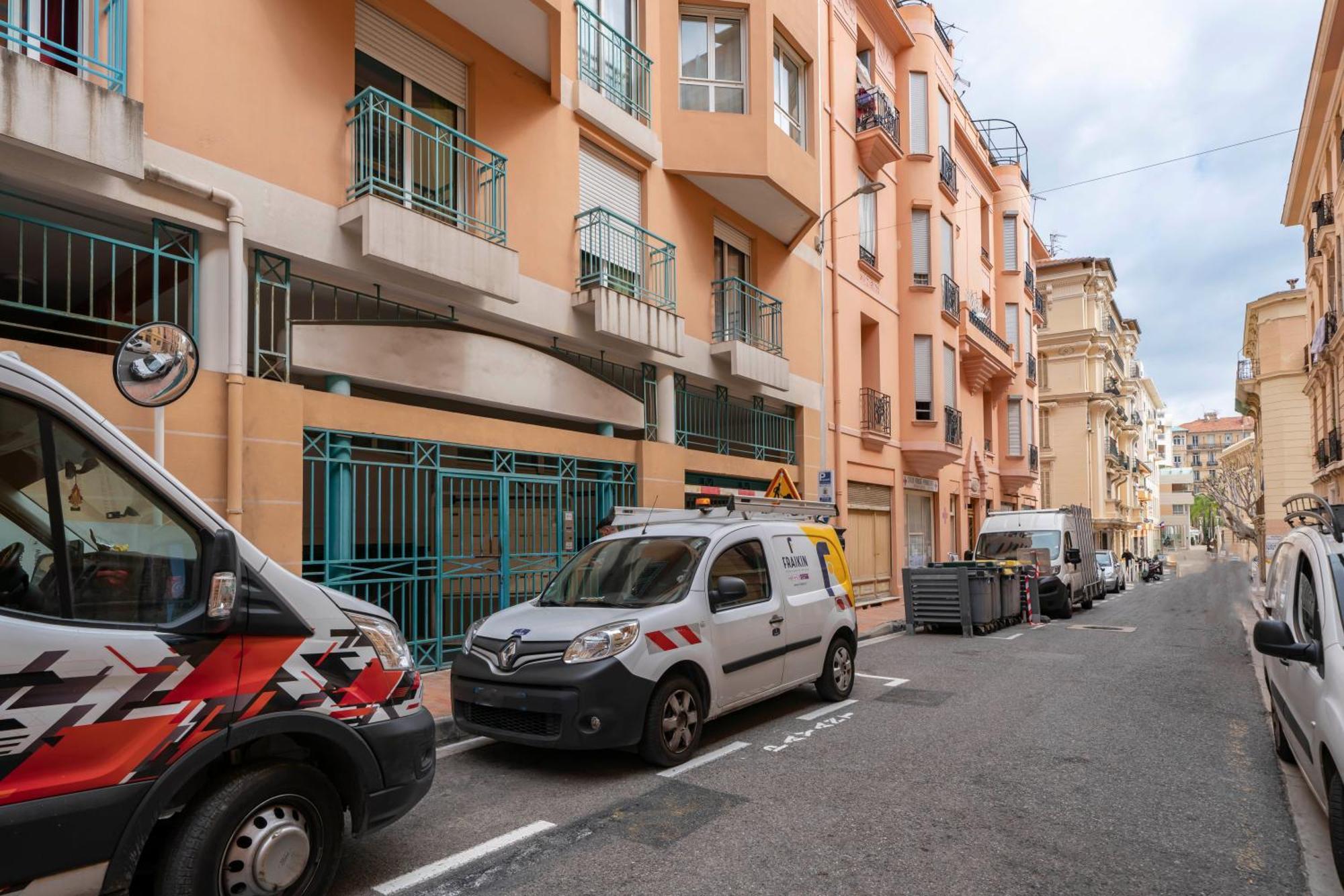 5Mn A Pied Monaco - Hypercentre - Aq Apartment Бюсолей Екстериор снимка